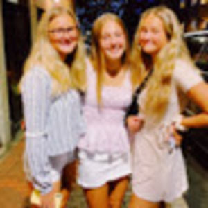 Meet your Posher, Emma